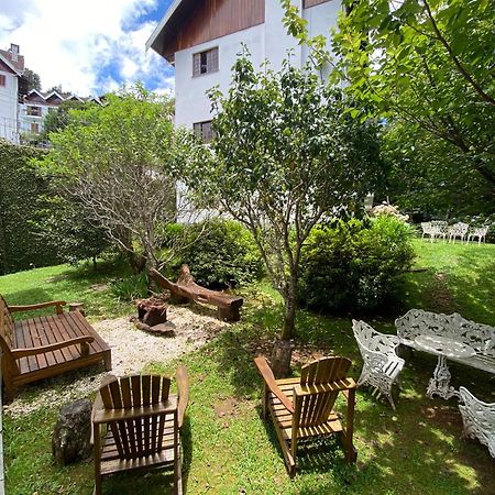Apartamento Em Condominio กังโปสดูจอร์เดา ภายนอก รูปภาพ